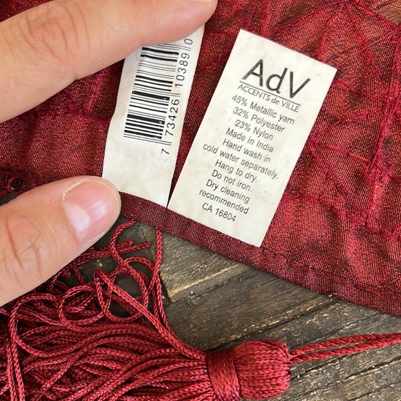 ADV Beaded table runner in deep red - EUC - - Picture 7 of 7